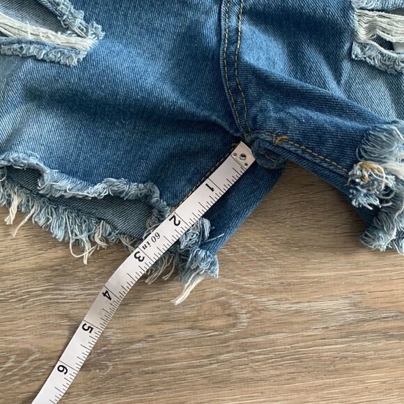 Jean shorts button fly distressed high rise size small / 26” waist - Picture 7 of 8